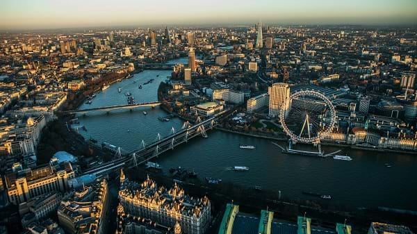 Glimpse of London Image